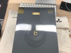 -Apple零售店(华贸购物中心店)