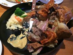 -LENBACH兰巴赫西餐啤酒坊(大连星海广场店)