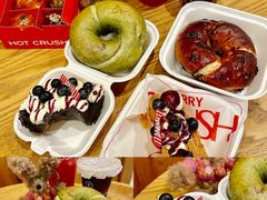 -HOT CRUSH趁热集合·现烤面包(上海环球港店)