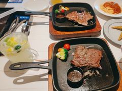 -牛扒先生·雪花牛扒西餐厅(东平店)