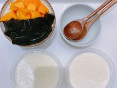 -小团圆糖水铺(襄阳南路店)