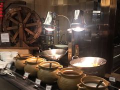-圣丰索菲特·2 On 988 Café 自助餐厅