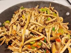 干锅鲜茶树菇-马凯餐厅(长椿街店)