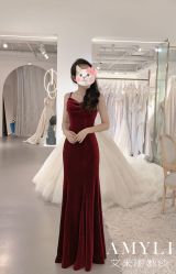 -艾米丽婚纱礼服