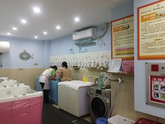 -哲学苑亲子园·早教婴儿托育·婴儿游泳(颐龙湾店)