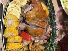 -耶里夏丽·丝路国际·新疆餐厅(浦东区东方路店)