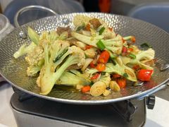 -俏湘厨•地道湘菜(建华南路店)