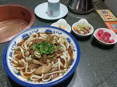 -沸炉重庆老火锅(军事博物馆店)