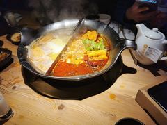 -湊湊火锅·茶憩(杭州湖滨银泰in77店)