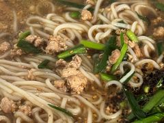 -正宗杨记普洱酸醋米线(总店)