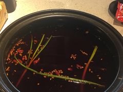 招牌红油锅底-钢管厂五区小郡肝串串香(南山店)