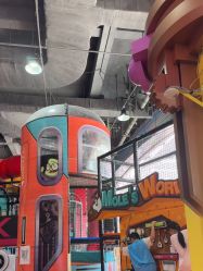 -欧酷世界动力星球(王府井奥莱UP TOWN店)