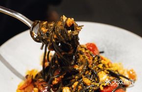 Crab Roe Seafood Squid Noodles