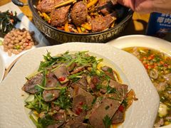 -小三峡食府(西五路店)