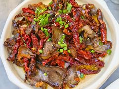 -蔼若春.传承三十年云南菜(金碧公园店)