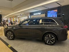 -理想汽车(世纪汇店)