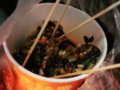 -黑色经典·长沙臭豆腐(粤华路店)