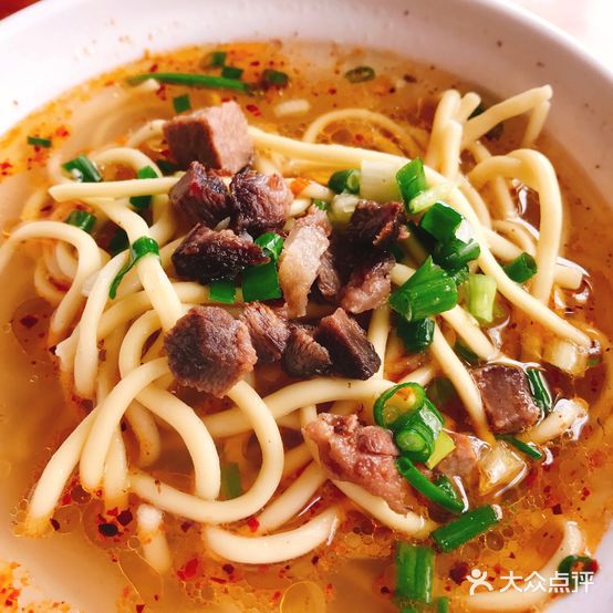 次安墙角包子茶馆