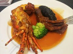 -圣丰索菲特·2 On 988 Café 自助餐厅