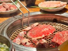 -韩烧牛中牛·甄选黑牛烤肉(黑金店)