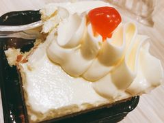 -红宝石·鲜奶小方·海派西点房(南丹店)