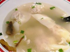 -八二小区抄手(龙湖上城天街店)