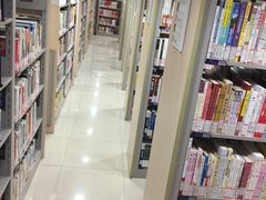 -上海市静安区图书馆(新闸路馆)