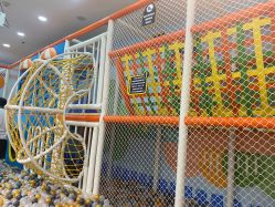 -爱婴室(上海浦建路店)