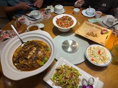 -黄泥岗·地道湖北菜(奥特莱斯店)