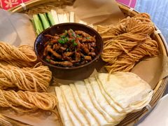 -魏铭鱼头捞饭(晋阳路店)