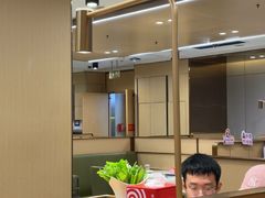 -海底捞火锅(高新万达店)
