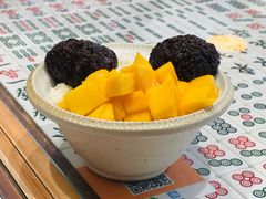 白雪芒果甜甜-堂屋糖水店(愚园店)