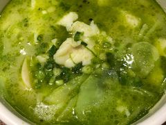 -渝是乎酸菜鱼(龙旗购物中心店)