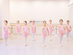 -星光舞蹈艺术中心