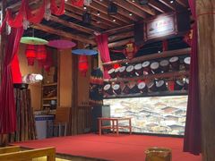 -老滇山寨•云南特色菜•地方菜•民族风情歌舞表演(金碧店)