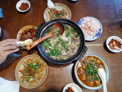 -谢老五跷脚牛肉·非遗传承店