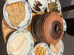 -一坐一忘云南菜(嘉里中心店)