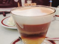 -Cafe Sacher(WIEN)