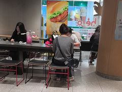 -麦当劳(中山公园龙之梦店)