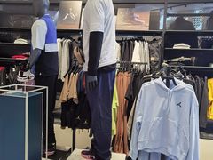 -NIKE品牌体验店(金源新燕莎店)