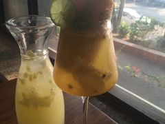 百香果雪条苏打水-more than meow吴止猫主题餐厅(承德 中船汇店)