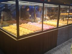 面包甜点陈列柜-LELECHA乐乐茶(上海五角场万达广场店)