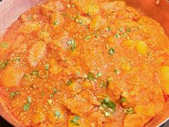 铜锅油焖鸡-Ameigo梅果·云贵川bistro(长宁来福士店)