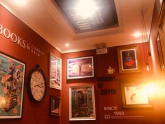 -西西弗书店&矢量咖啡(壹方购物中心店)