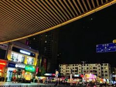 -曼哈顿商业广场(升龙广场店)