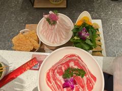 -三人行骨头王火锅(长寿店)
