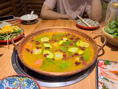 -洱火云南酸菜牛肉火锅(石景山当代商城店)