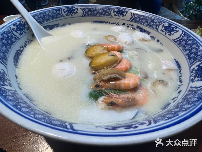 山外山·林语花园餐厅图片