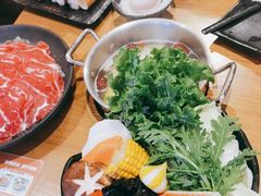 -呷哺呷哺(万达新世界店)