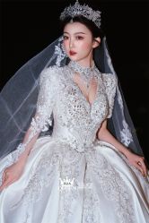 点击看大图 -艾拉·女王婚纱礼服馆